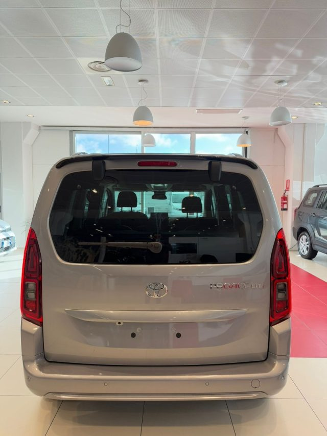 TOYOTA Proace City Verso 1.5D 130 CV S&S L2 A/T Luxury Immagine 2