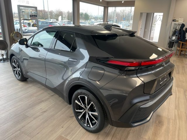 TOYOTA C-HR 2.0 PHEV Trend Eco Immagine 2