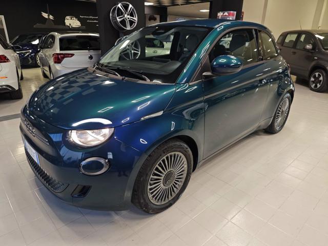 FIAT 500 Icon Berlina 42 kWh Immagine 2