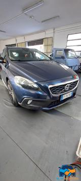 VOLVO V40 Cross Country D2 1.6 Summum