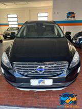 VOLVO XC60 D3 Geartronic R-design Momentum