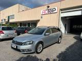 VOLKSWAGEN Passat 2.0 TDI DSG Highline BlueM. Tech.