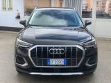 AUDI Q3 35 TDI Business Advanced