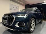 AUDI Q3 35 TFSI Business Advanced