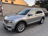 VOLKSWAGEN Tiguan 1.4 TSI Business BlueMotion Technology