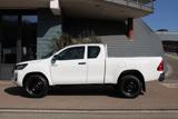 TOYOTA Hilux 2.4D-4D 4WD Extra Cab Comfort 