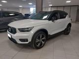 VOLVO XC40 T5 Recharge Plug-in Hybrid R-design