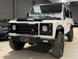 LAND ROVER Defender 110 2.4 TD4 Station Wagon *7 POSTI*