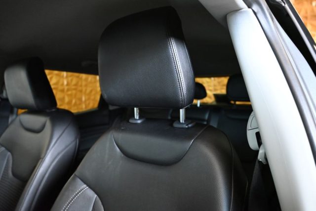 JEEP COMPASS 1.3TURBO T4 190CV PHEV 4XE 80TH  - foto 40