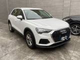 AUDI Q3 35 TDI S tronic Business