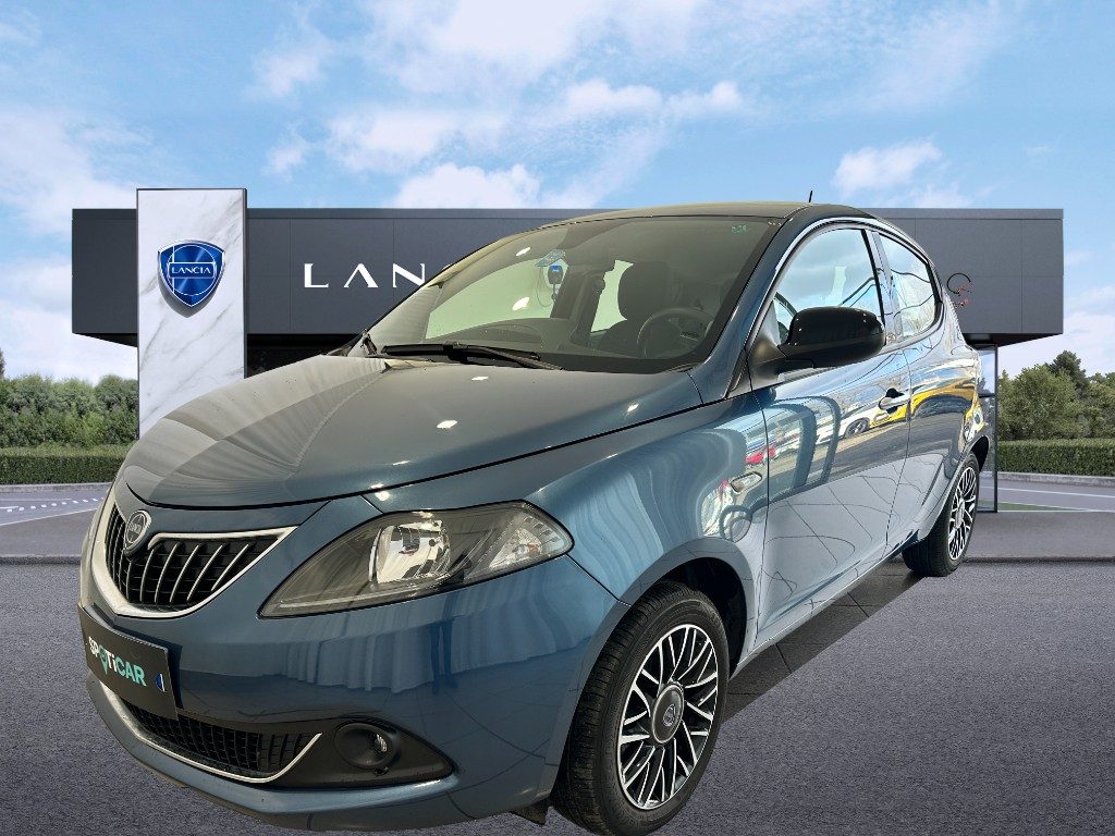 LANCIA Ypsilon 1.0 FireFly 5 porte S&S Hybrid Silver Plus Ibrida usato