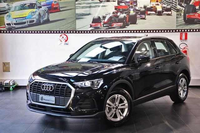 AUDI Q3 Nero Mythos metallizzato