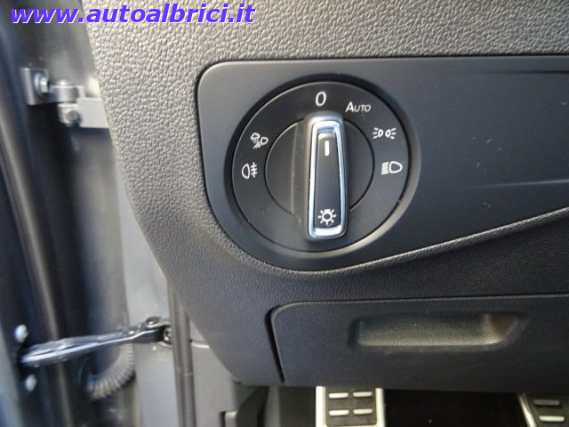 VOLKSWAGEN TIGUAN 1.5 TSI 150 CV DSG ACT R-LINE - foto 17