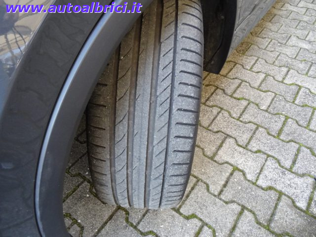 VOLKSWAGEN TIGUAN 1.5 TSI 150 CV DSG ACT R-LINE - foto 32