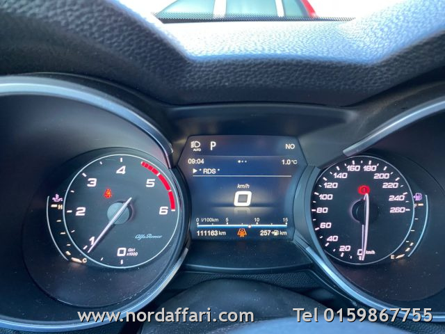 ALFA ROMEO Stelvio - foto: 15