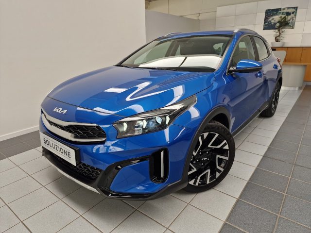 KIA XCeed Blu metallizzato