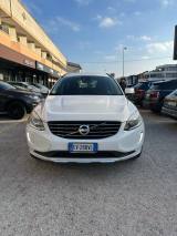 VOLVO XC60 D3  Momentum