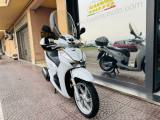 HONDA SH 300 i PASSAGGIO E TAGLIANDO INCLUSO