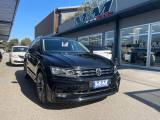 VOLKSWAGEN Tiguan 2.0 TDI SCR DSG R-LINE