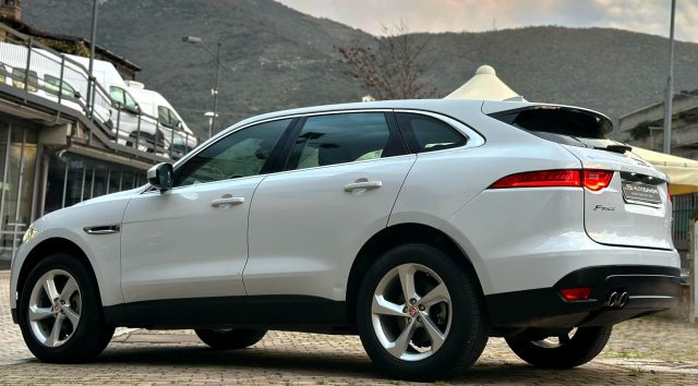 JAGUAR F-PACE 2.0 D 180 CV AWD AUT. PORTFOLIO  - foto 25