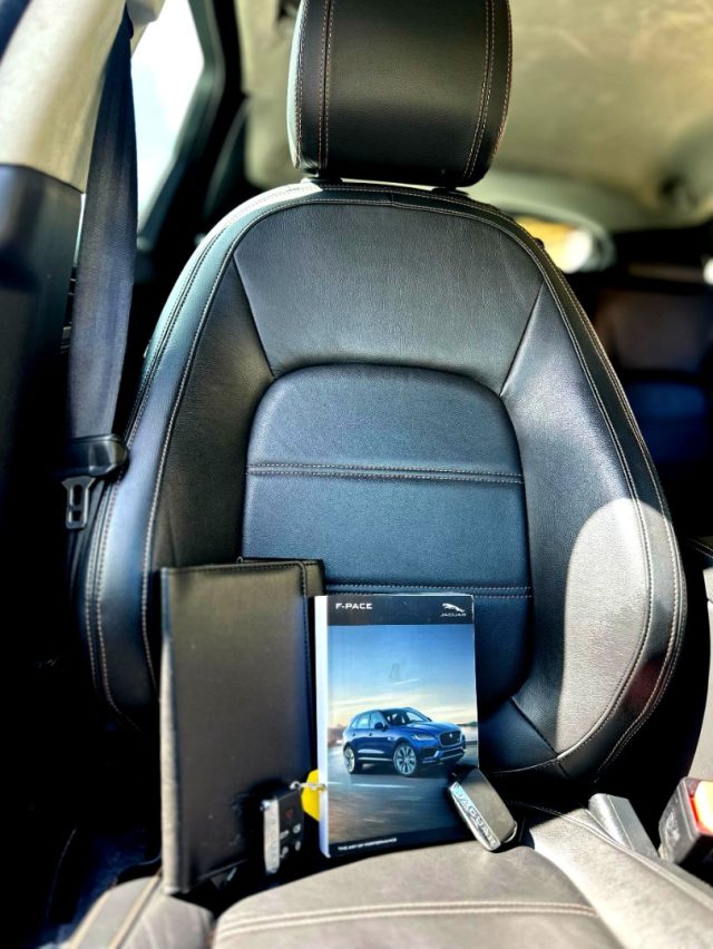 JAGUAR F-PACE 2.0 D 180 CV AWD AUT. PORTFOLIO  - foto 48