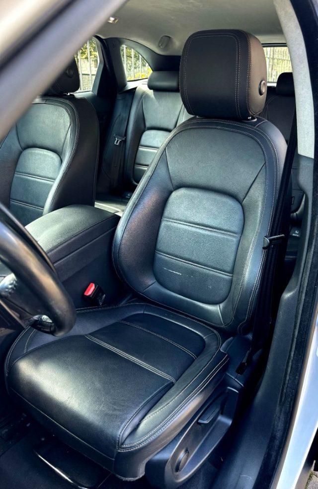 JAGUAR F-PACE 2.0 D 180 CV AWD AUT. PORTFOLIO  - foto 49