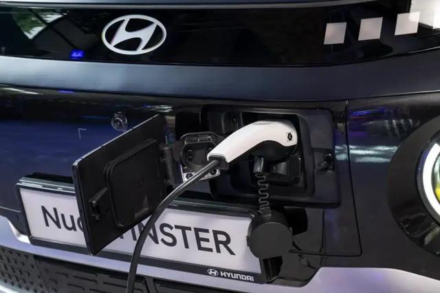 HYUNDAI INSTER 42 KWH XTECH NUOVE IN OFFERTA - foto 14