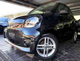 SMART ForTwo EQ TOTAL BLACK PARI AL NUOVO!