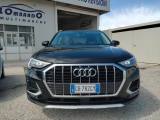 AUDI Q3 35 TDI S tronic Business Advanced
