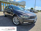 VOLKSWAGEN Passat Variant 2.0 TDI SCR EVO DSG Business