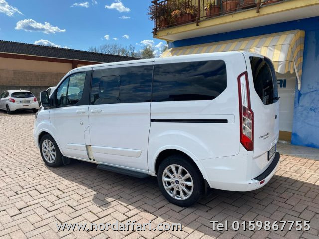 FORD Tourneo Custom - foto: 12