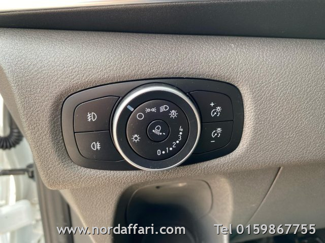 FORD Tourneo Custom - foto: 7
