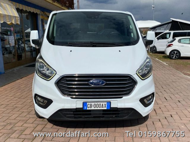 FORD Tourneo Custom - foto: 15