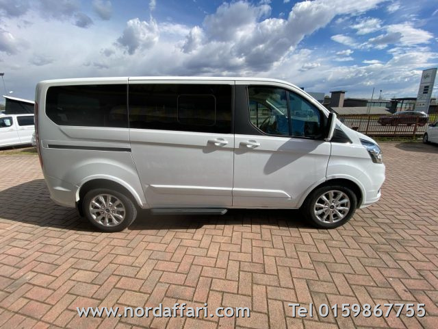 FORD Tourneo Custom - foto: 17