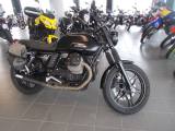 MOTO GUZZI V7 STONE