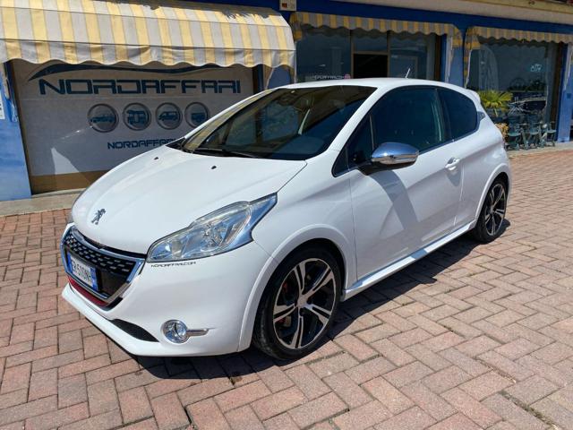 PEUGEOT 208 - foto: 1