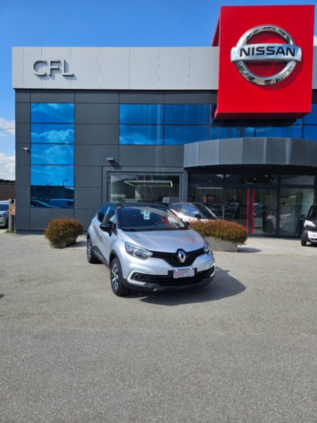 RENAULT Captur Argento metallizzato