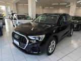 AUDI Q3 35 TDI quattro S tronic Business
