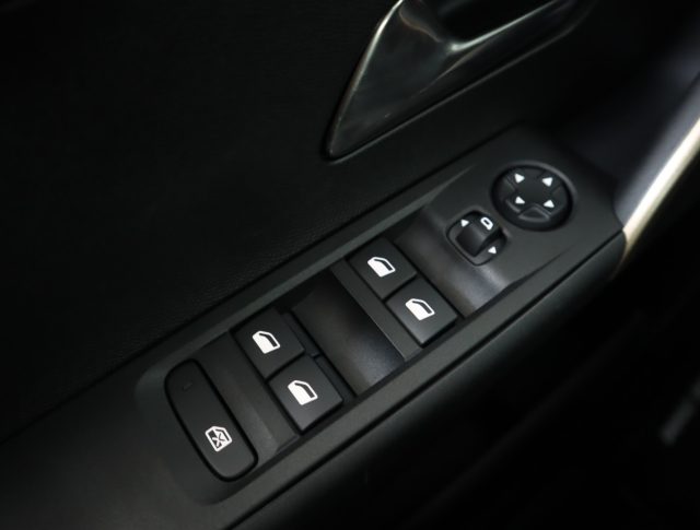 LANCIA YPSILON HYBRID E-DCT *PROMO PARISI GROUP - foto 24