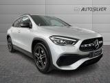 MERCEDES-BENZ GLA 200 d Automatic Premium