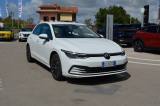 VOLKSWAGEN Golf 1.0 eTSI EVO DSG Life