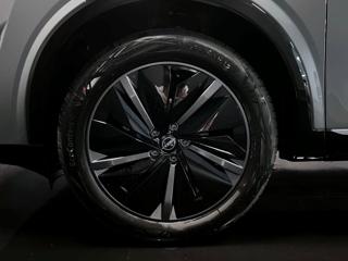 NISSAN Qashqai usata, con Autoradio