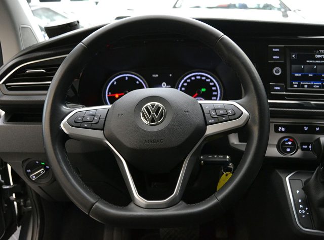VOLKSWAGEN Multivan usata, con Fari Xenon