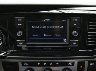 VOLKSWAGEN Multivan usata, con Controllo trazione