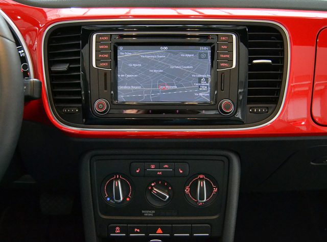 VOLKSWAGEN Maggiolino usata, con Autoradio