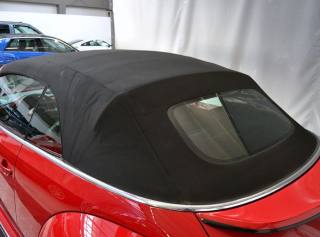 VOLKSWAGEN Maggiolino usata, con Park Distance Control
