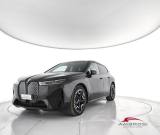 BMW iX xdrive40 pacchetto sportivo