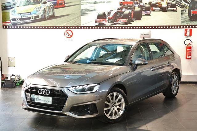 AUDI A4 Grigio Terra  metallizzato