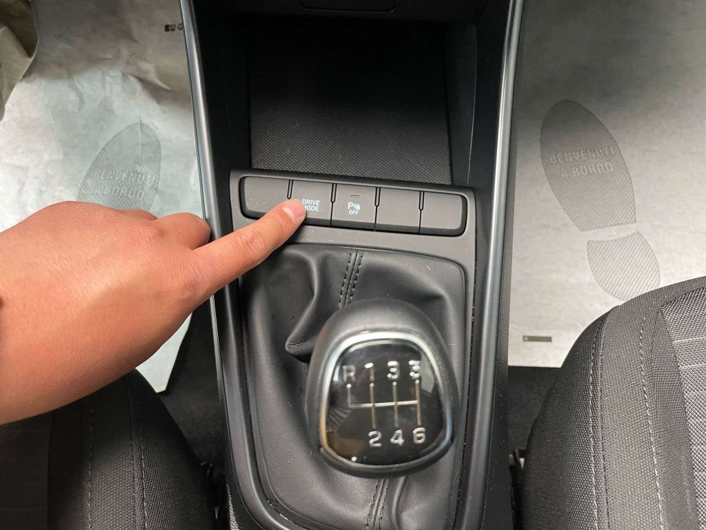 HYUNDAI i20 i20 1.0 t-gdi 48V Connectline Exterior Pack imt