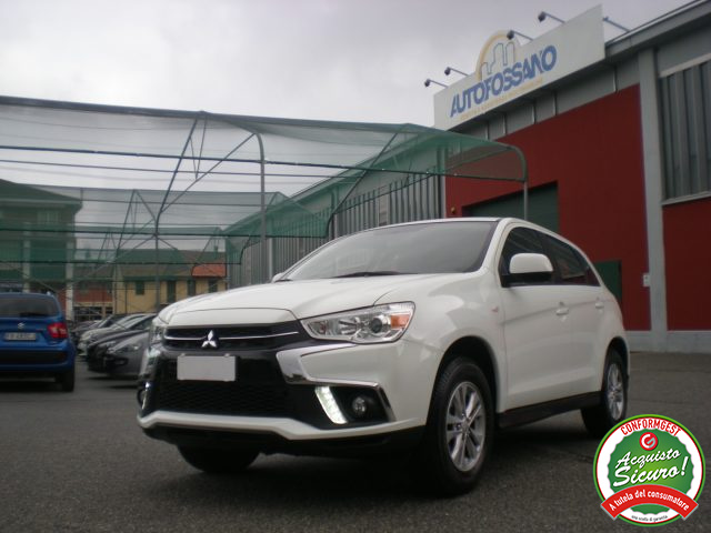 MITSUBISHI ASX Beige pastello